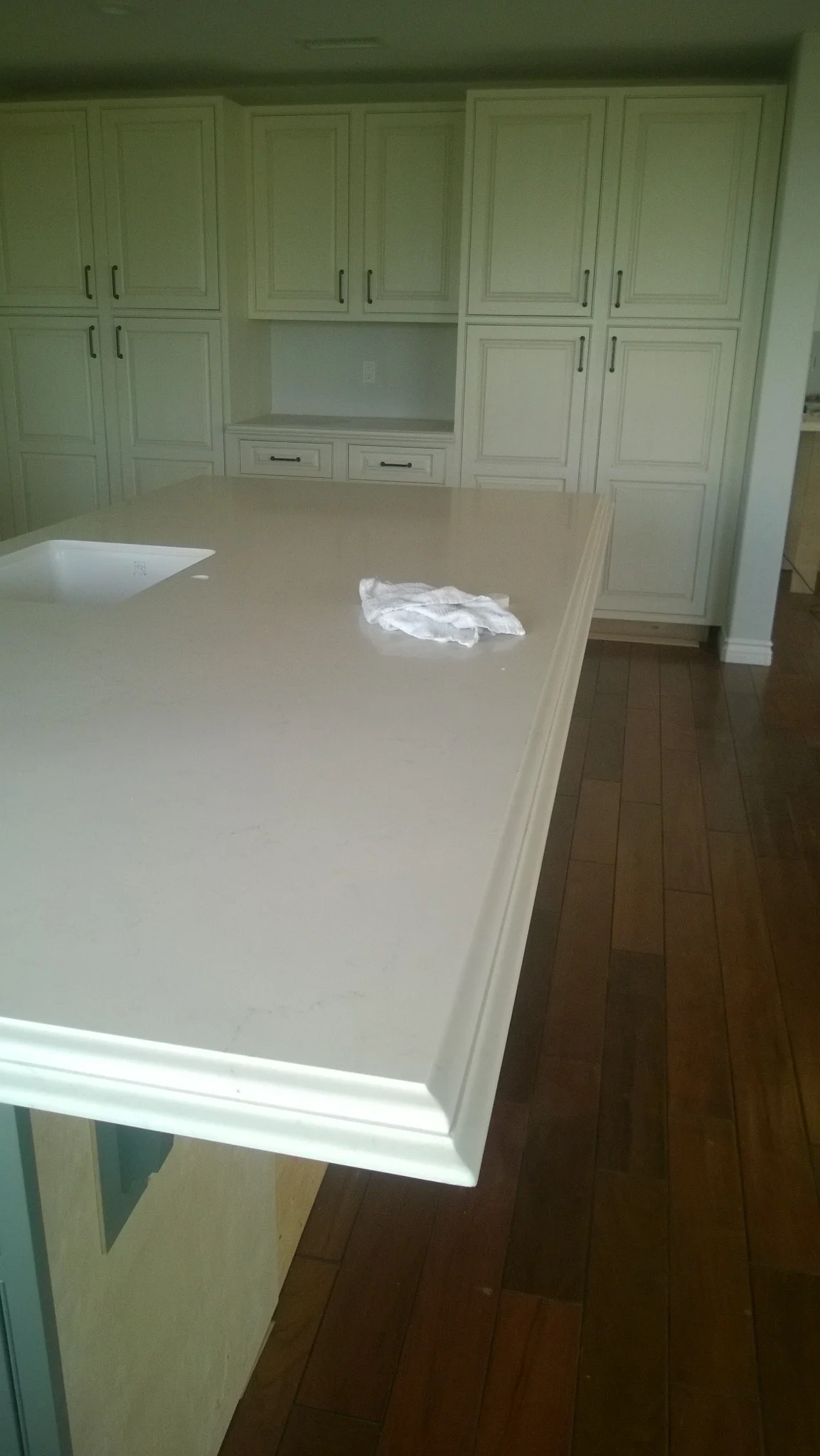 MSI Quartz kitchen island with ogee edge profile