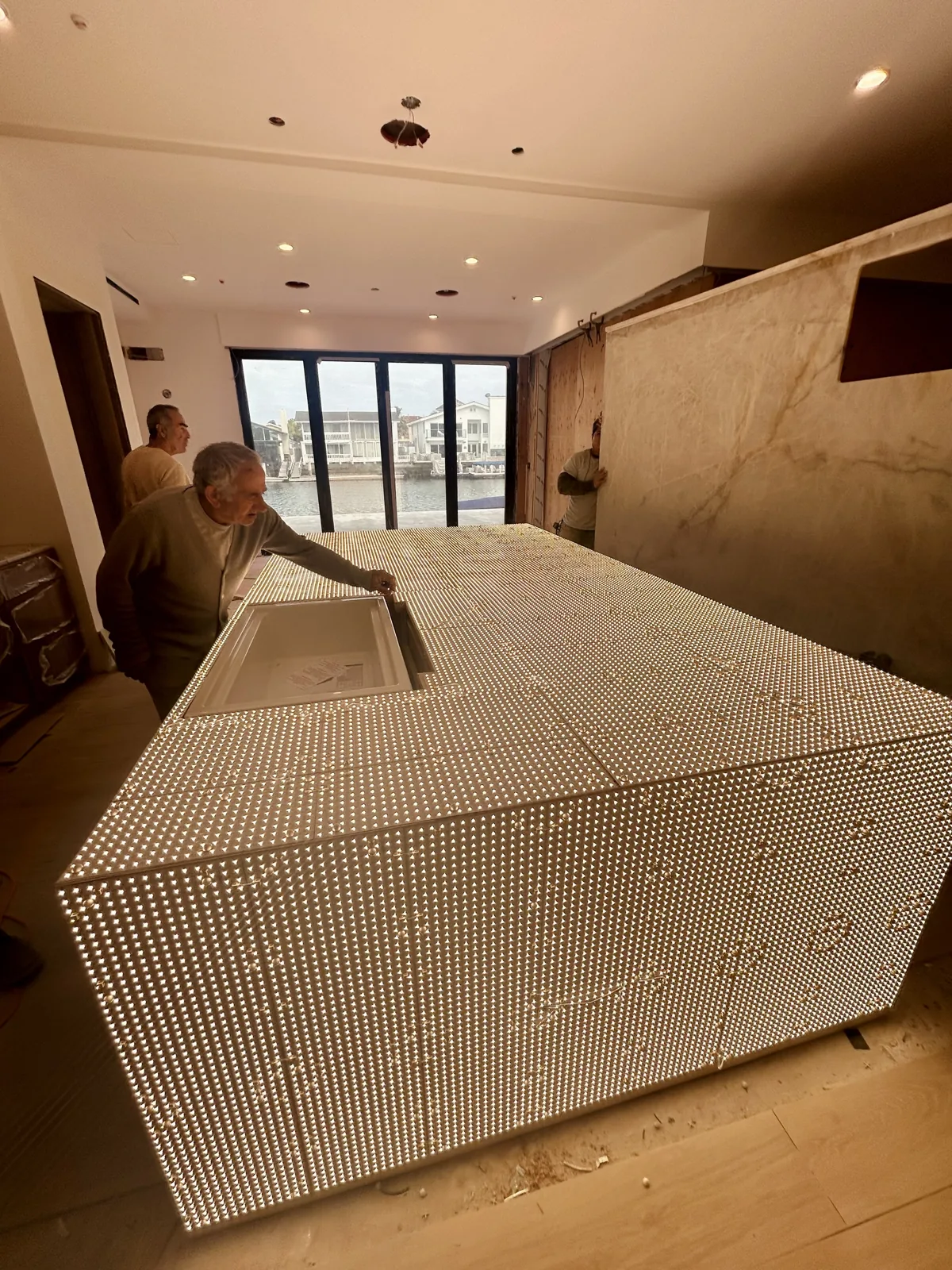 Illuminated Quartzite Stone Detail – Precision Fabrication, Los Angeles CA