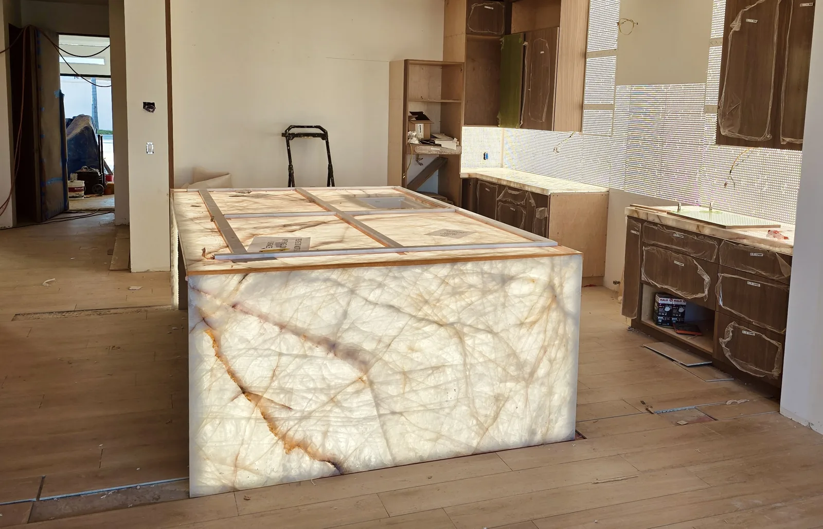 Custom Stone Island with Quartzite – Residential Project, Los Angeles CA